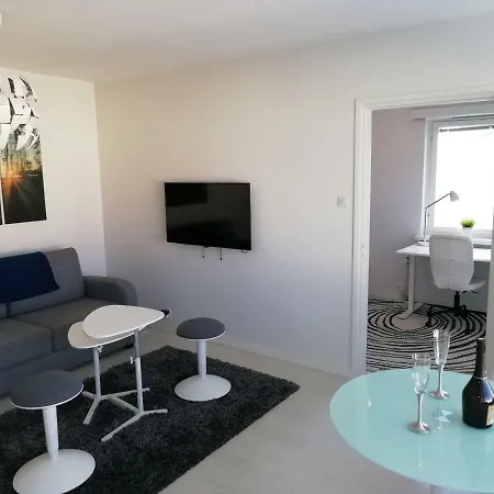 City Nest Munkkiniemi Apartment *